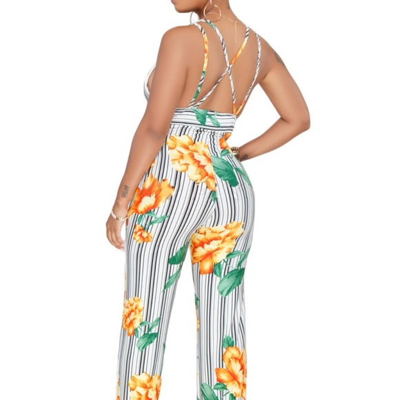 Summer Floral Jumpsuit - Picture 2 of 5
